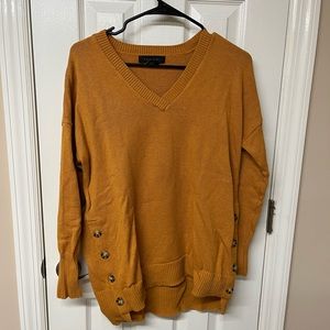 TAHARI sweater